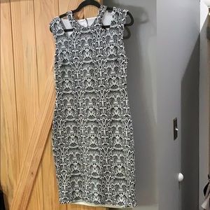 Cache Sz. 12 black and white printed dress